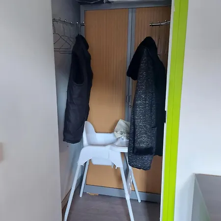 Chez Eric Et Isabelle Sarrancolin