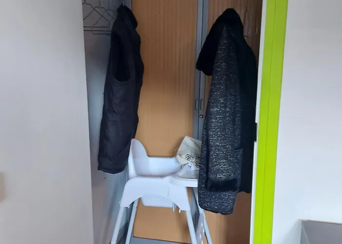 Chez Eric Et Isabelle Sarrancolin